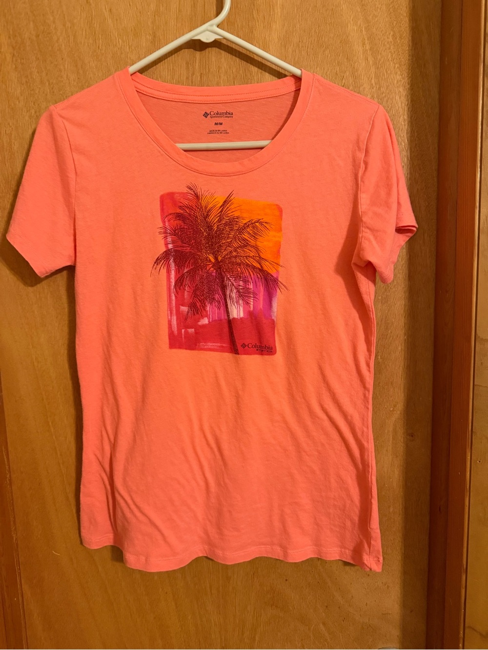 Columbia Women's Coral Graphic Palm Short Sleeve Tee